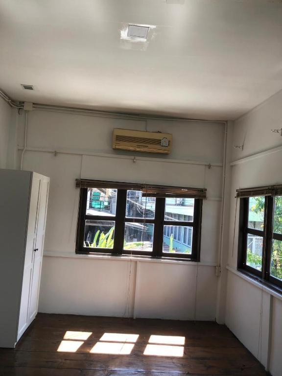 Nearthepark Backpack House Vandrarhem Chiang Mai Exteriör bild